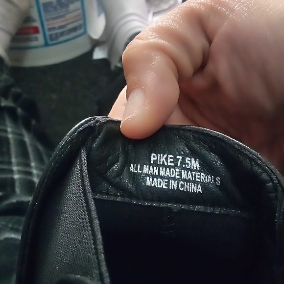 Boots - Picture 2 of 6